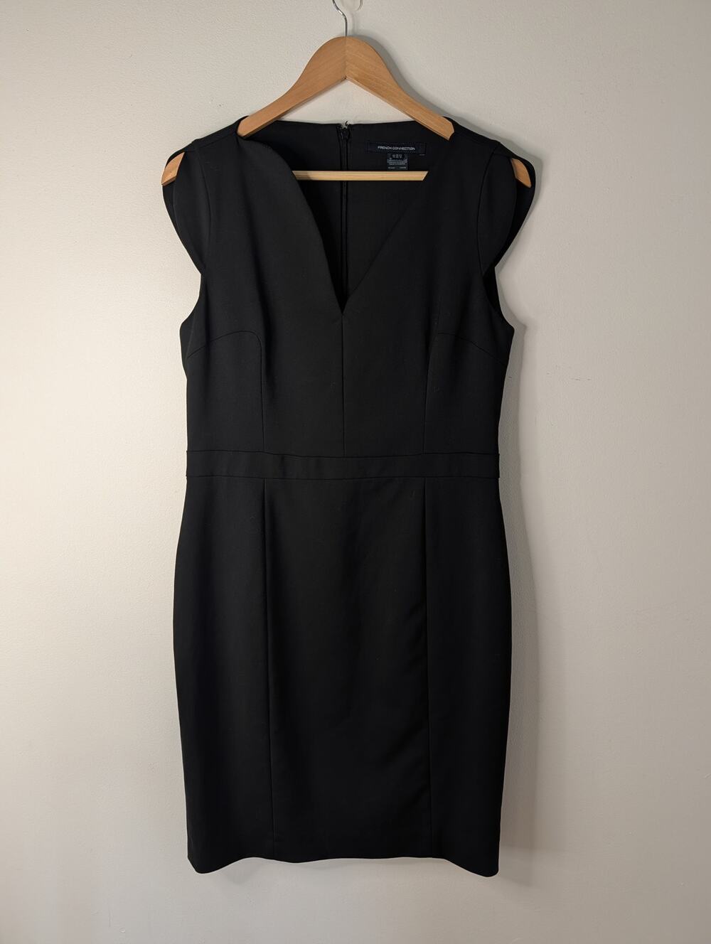 French Connection Black V-Neck Sheath Dress US 12